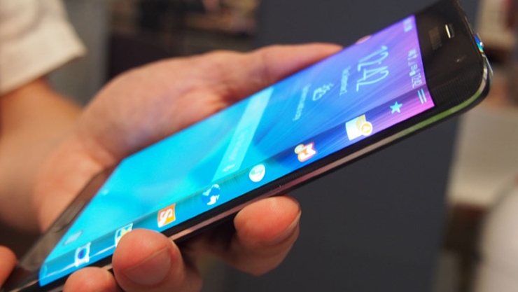 Samsung Galaxy Note edge will be soon available in Canada