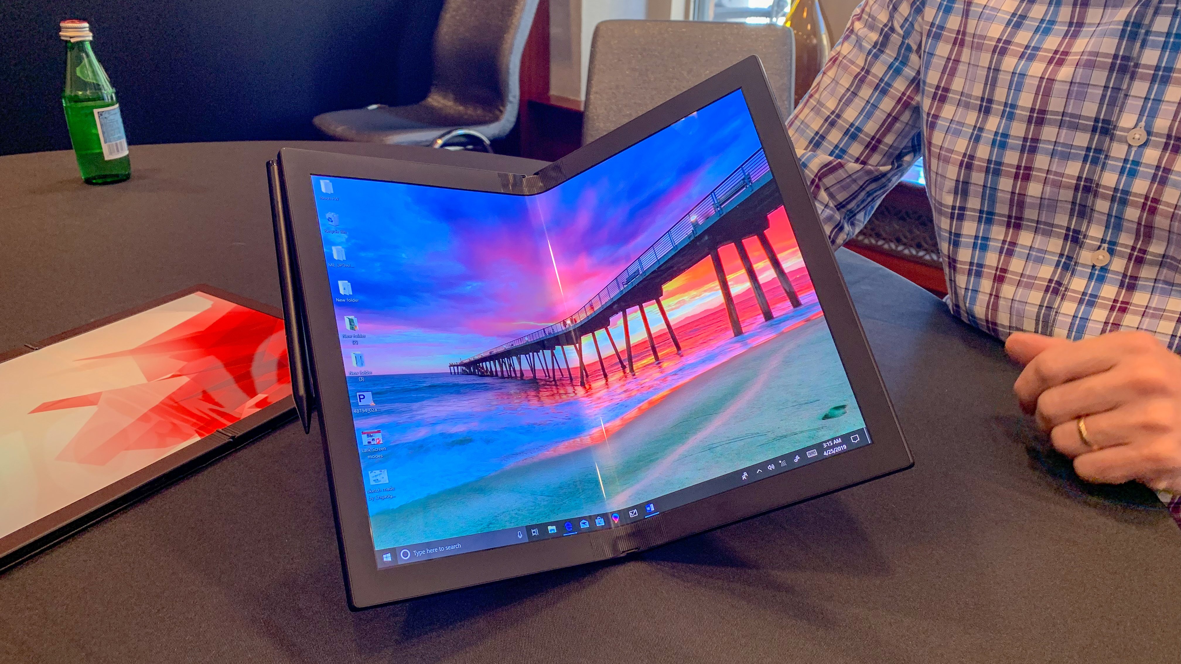 ThinkPad X1 Fold, or how Lenovo presented its new foldable laptop