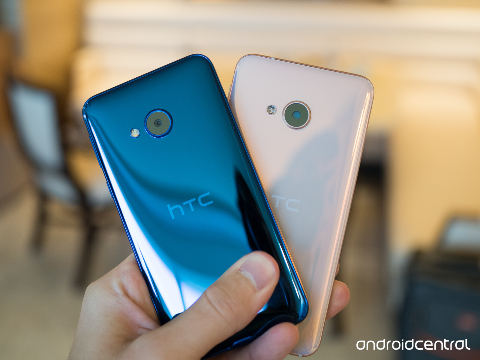 HTC U Play and U Ultra now available for pre-order in the UK