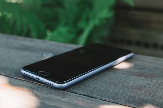 Unlocking the Full Potential of Mobile Communication with eSIM