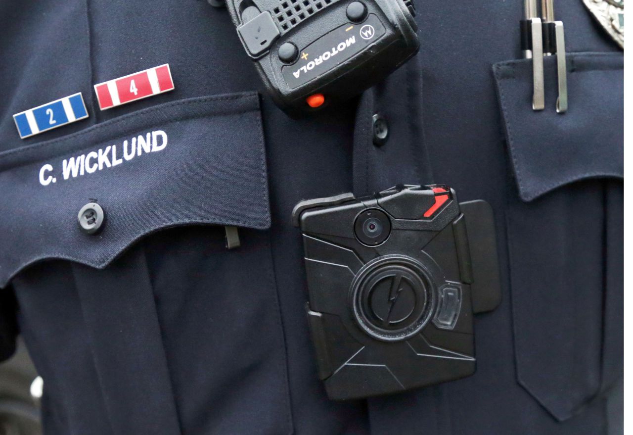 Axon is working on improving policemen's personal cameras
