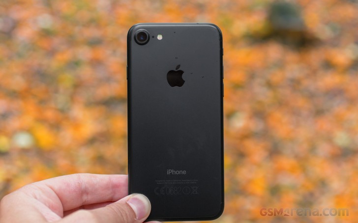 iPhone 7 has the shortest battery life of all smartphones