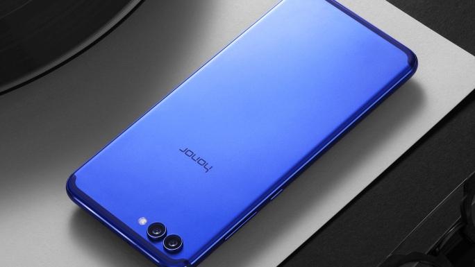 Huawei Honor 7C officially presented