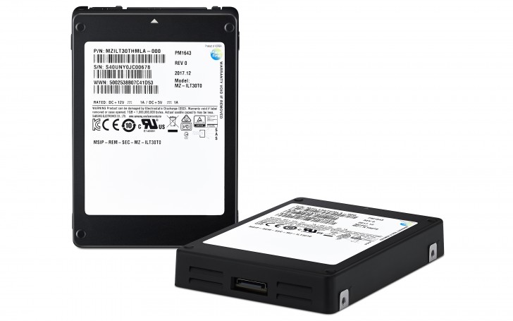 Samsung enthllt 30,72 TB SSD mit blitzschneller Leistung