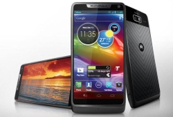 New Motorola xt890